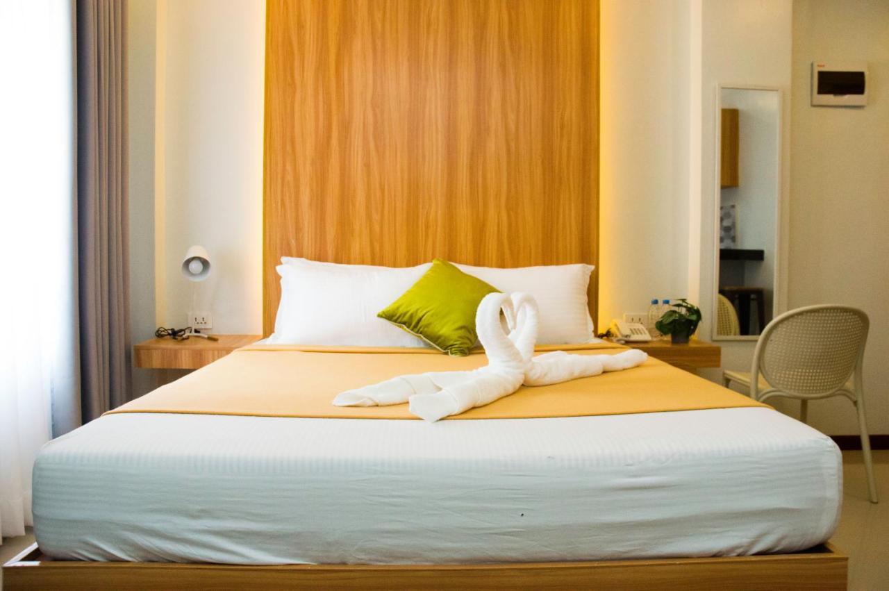 Elti Suites By Bluebookers Angeles Exterior photo