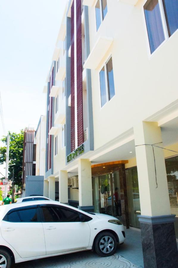 Elti Suites By Bluebookers Angeles Exterior photo